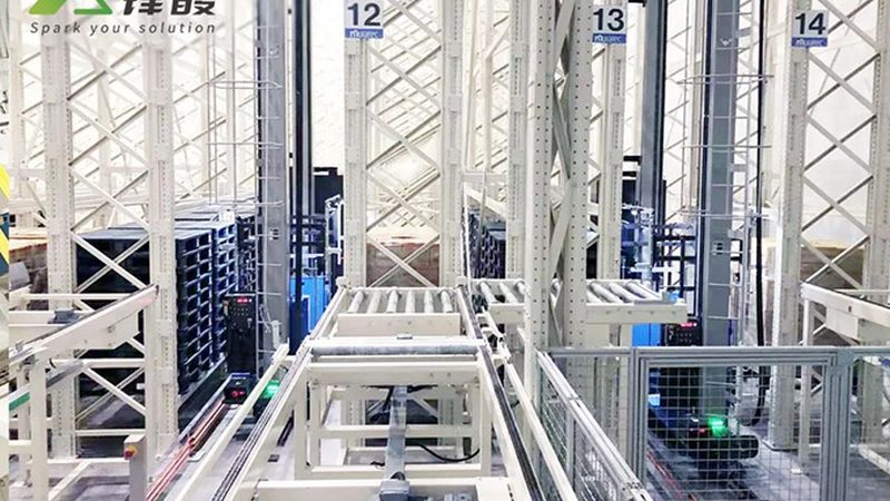 塑料托盘与木托盘：材质差异及适用场景分析